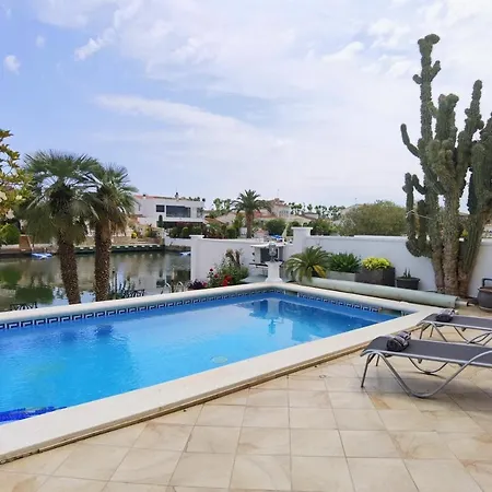 Leon Inmo Casa Ingrid - 11491 Tatil Evi