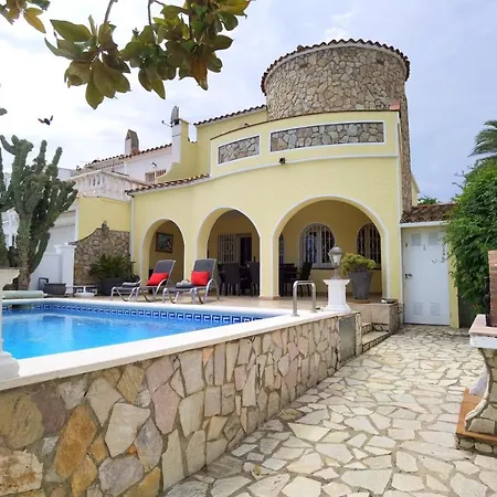 Leon Inmo Casa Ingrid - 11491 別荘 *