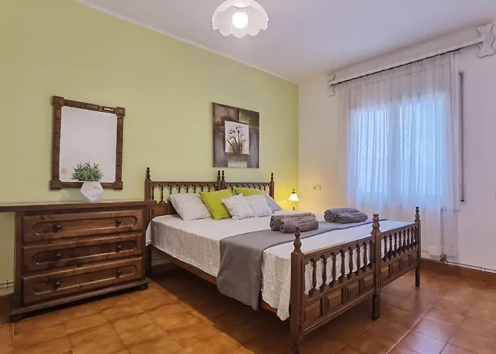 Leon Inmo Casa Ingrid - 11491 펜션 *